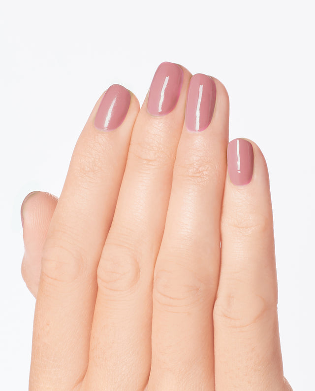 Sơn móng tay OPI - NLH001 Suzi gọi Paparazzi