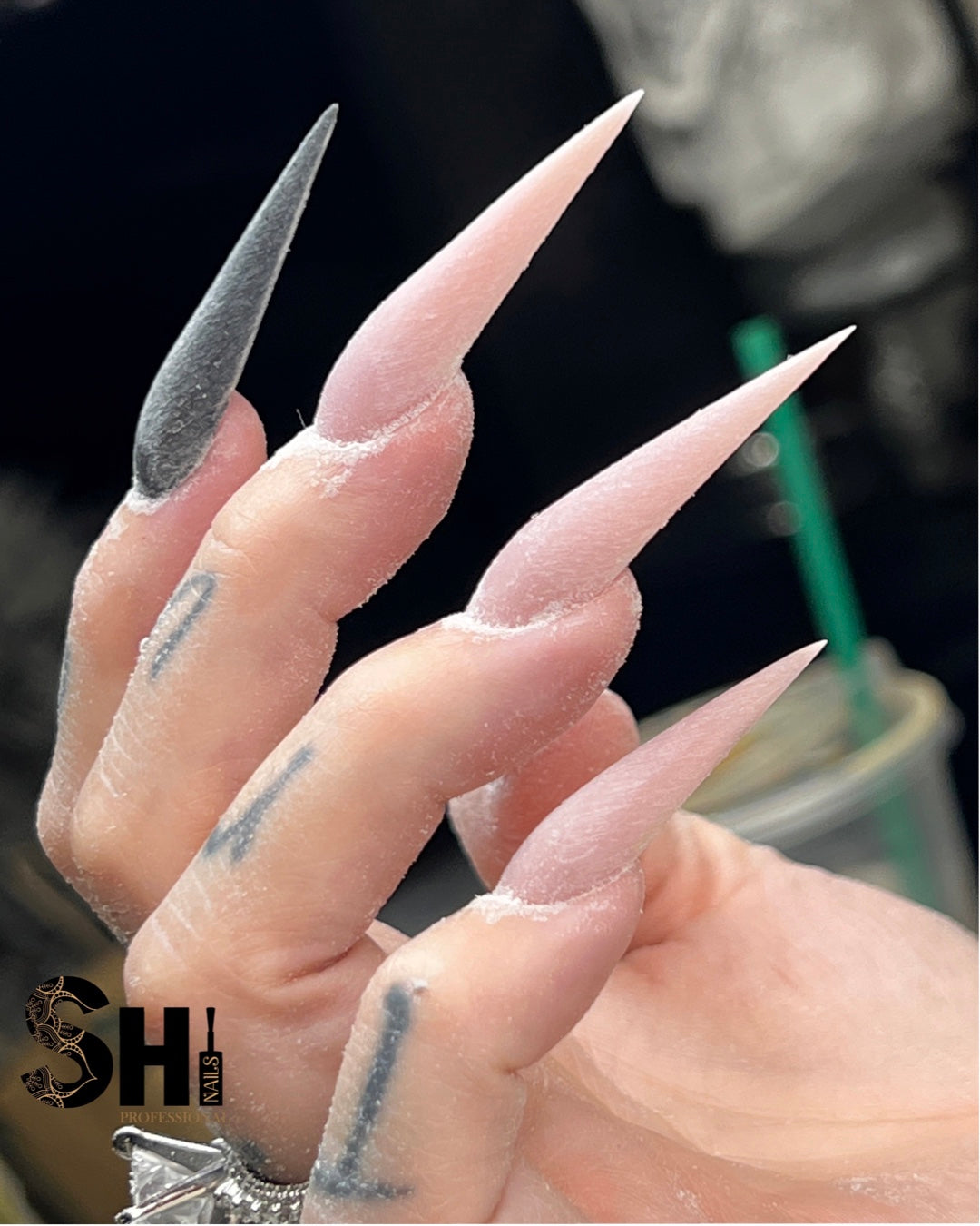 Dũa móng tay Shi Brand Premium Long Lasting Zebra