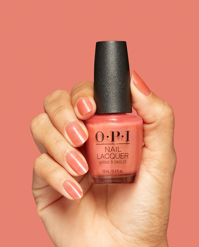 Sơn móng tay OPI - NLS041 - Giữ cho nó siêu thực