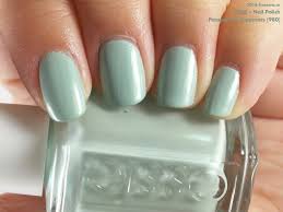 Sơn móng tay Essie Passport To Happiness 980